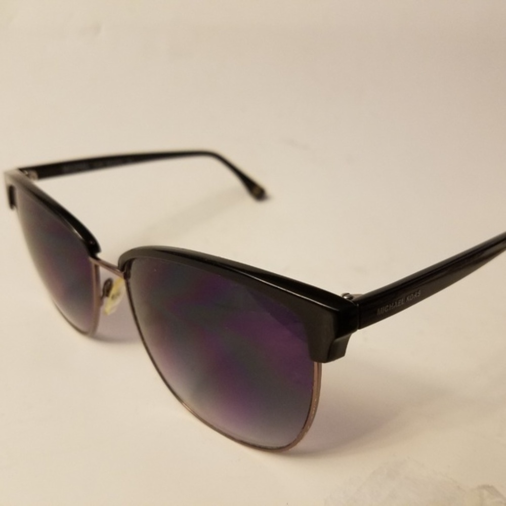 Michael Kors Griffin Sunglasses M2472S-001